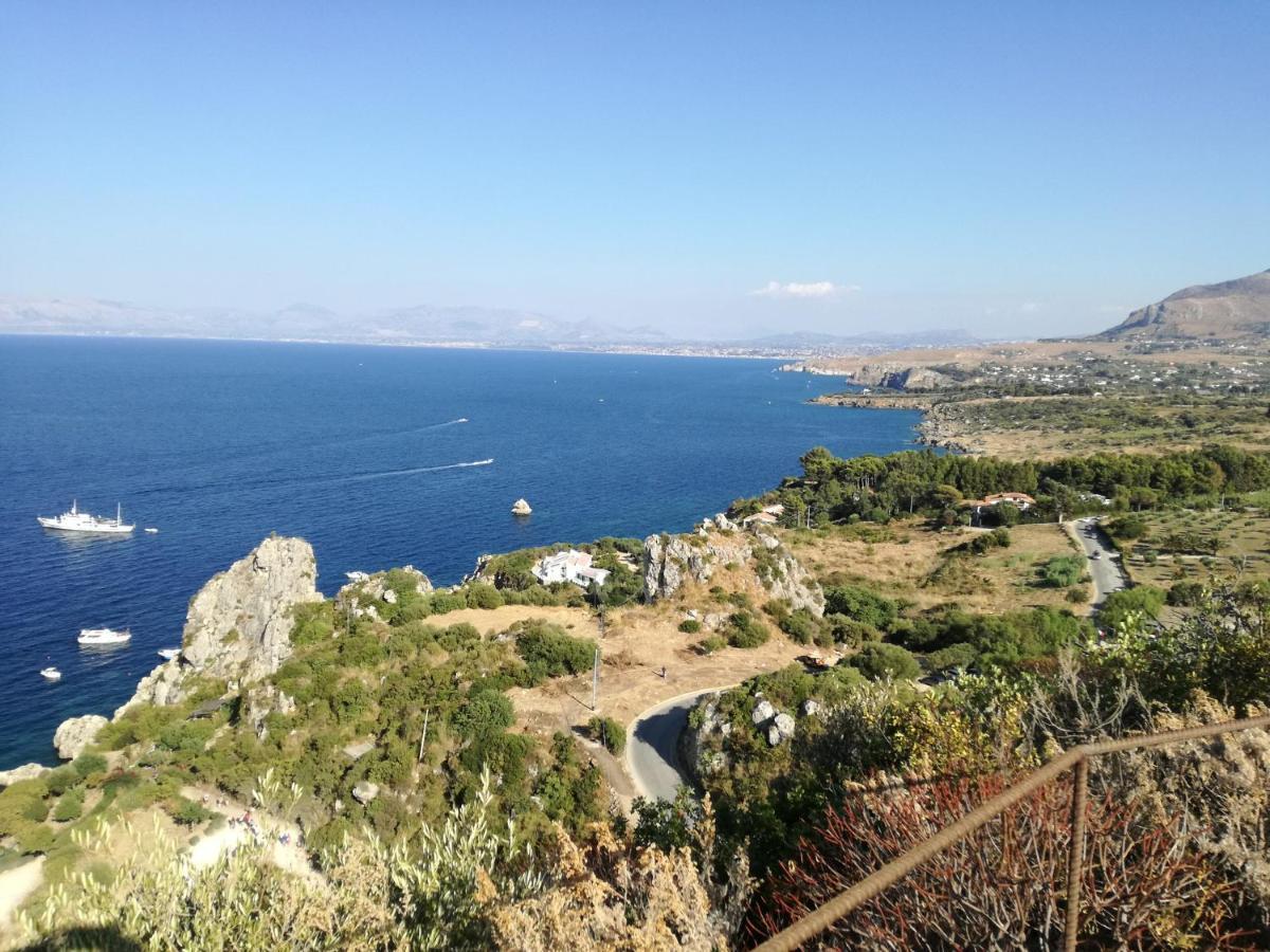 Casa Vacanze Gloria Castellammare del Golfo Bagian luar foto