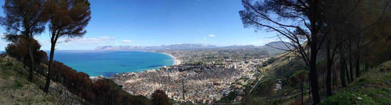 Casa Vacanze Gloria Castellammare del Golfo Bagian luar foto