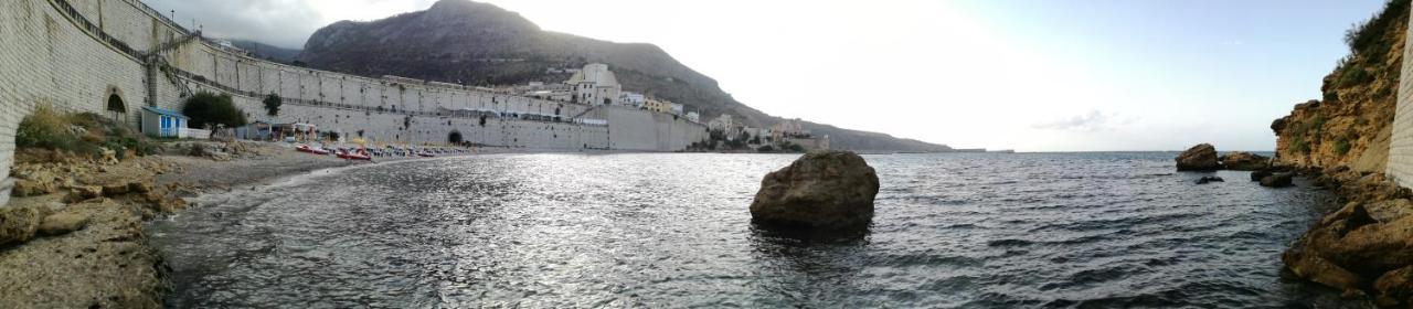 Casa Vacanze Gloria Castellammare del Golfo Bagian luar foto