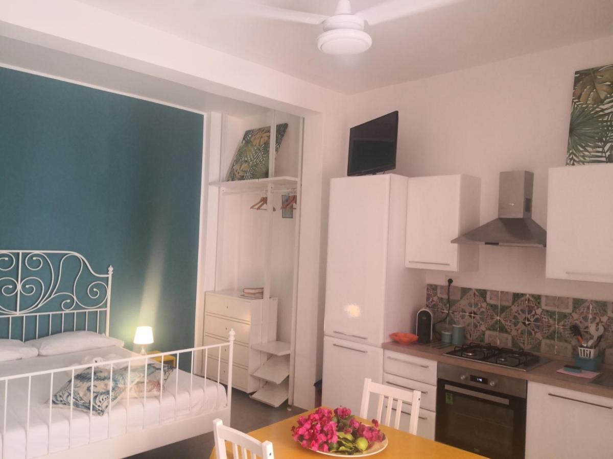 Casa Vacanze Gloria Castellammare del Golfo Ruang foto